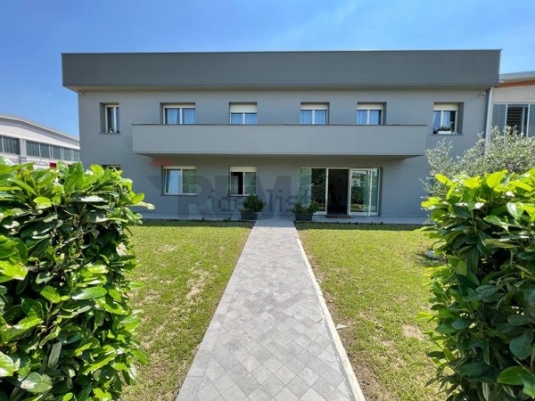 appartamento in vendita a Collecchio in zona Lemignano