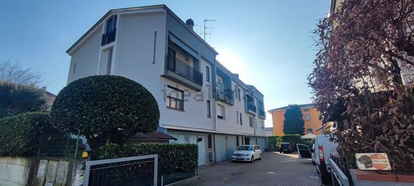 casa indipendente in vendita a Collecchio in zona San Martino Sinzano