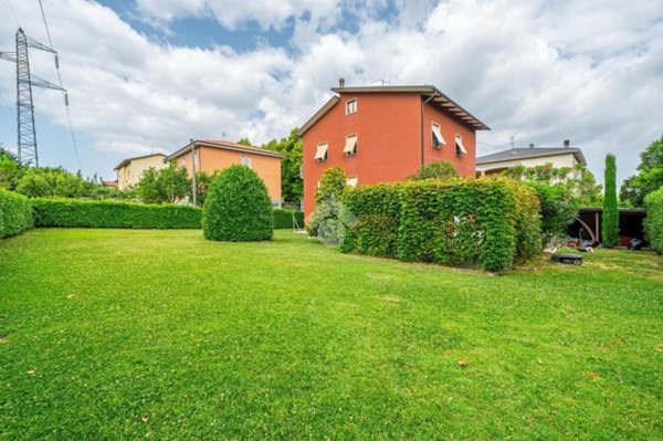 casa indipendente in vendita a Collecchio