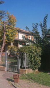 casa indipendente in vendita a Collecchio in zona San Martino Sinzano