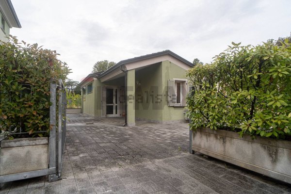 casa indipendente in vendita a Collecchio