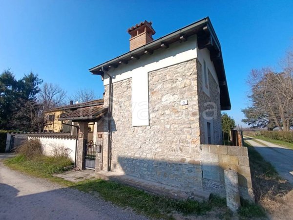 casa indipendente in vendita a Collecchio