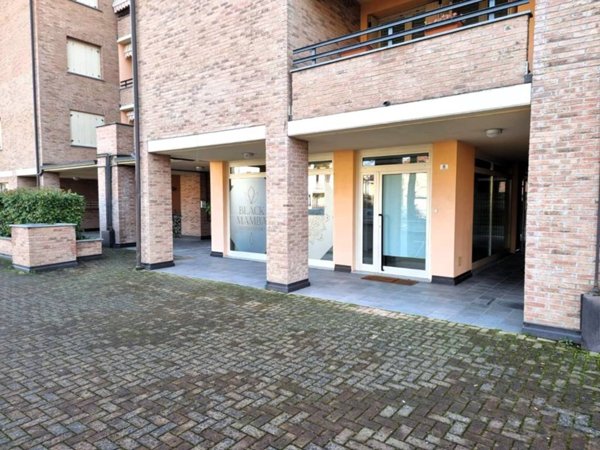 negozio in vendita a Collecchio