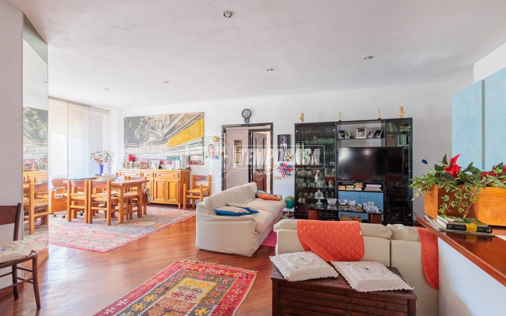 locale commerciale in vendita a Collecchio in zona Gaiano