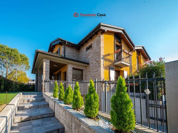 casa indipendente in vendita a Collecchio