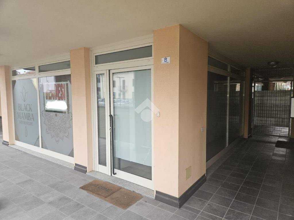 negozio in vendita a Collecchio