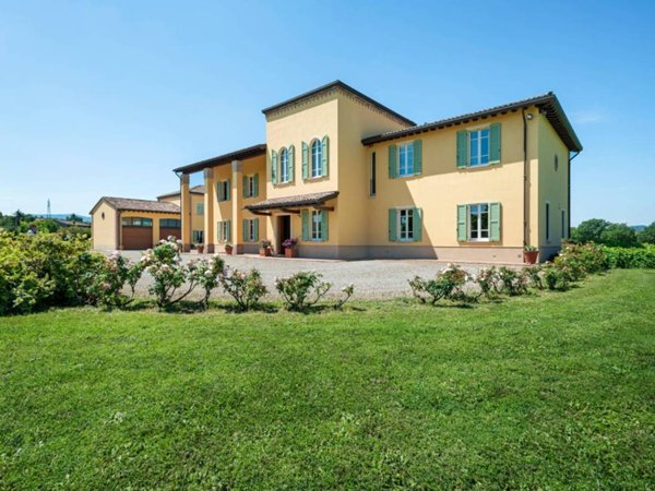 casa indipendente in vendita a Collecchio in zona Folli