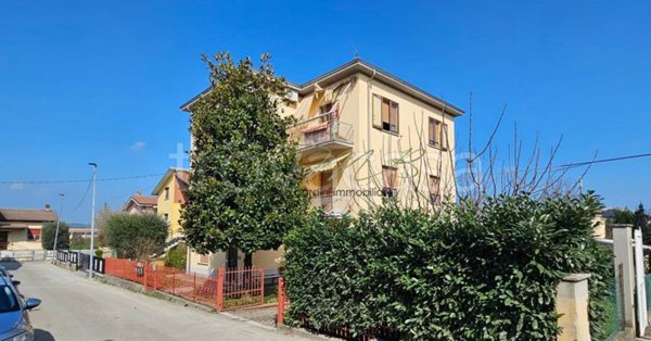casa indipendente in vendita a Collecchio in zona Ozzano Taro