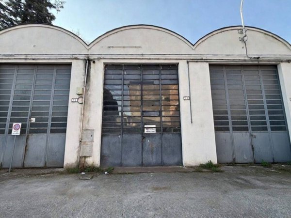 locale commerciale in vendita a Collecchio