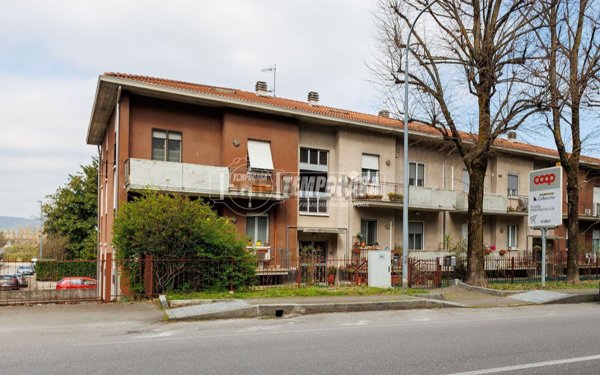 appartamento in vendita a Collecchio in zona Ozzano Taro