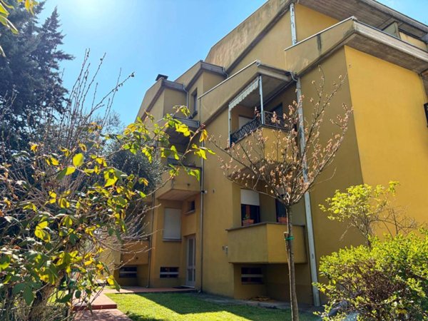 appartamento in vendita a Collecchio in zona Ozzano Taro