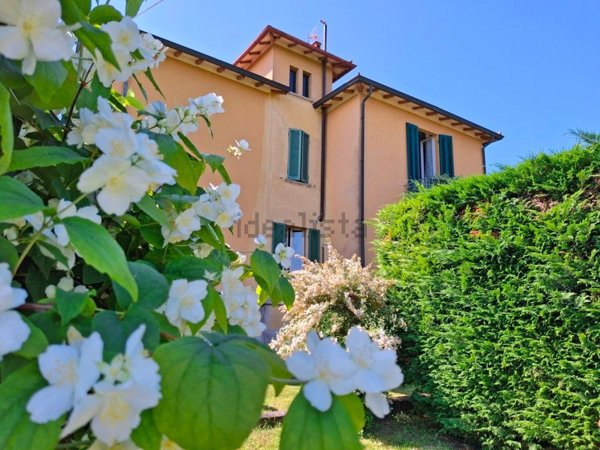 casa indipendente in vendita a Collecchio in zona Ozzano Taro