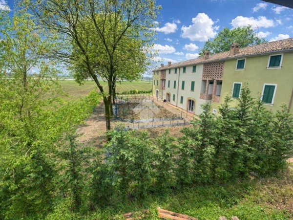 casa indipendente in vendita a Collecchio