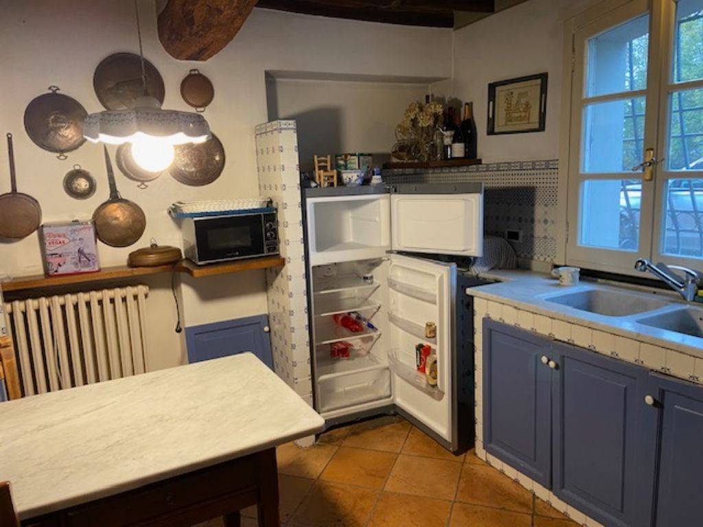 casa indipendente in vendita a Collecchio in zona San Martino Sinzano