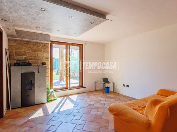 casa indipendente in vendita a Collecchio in zona Gaiano