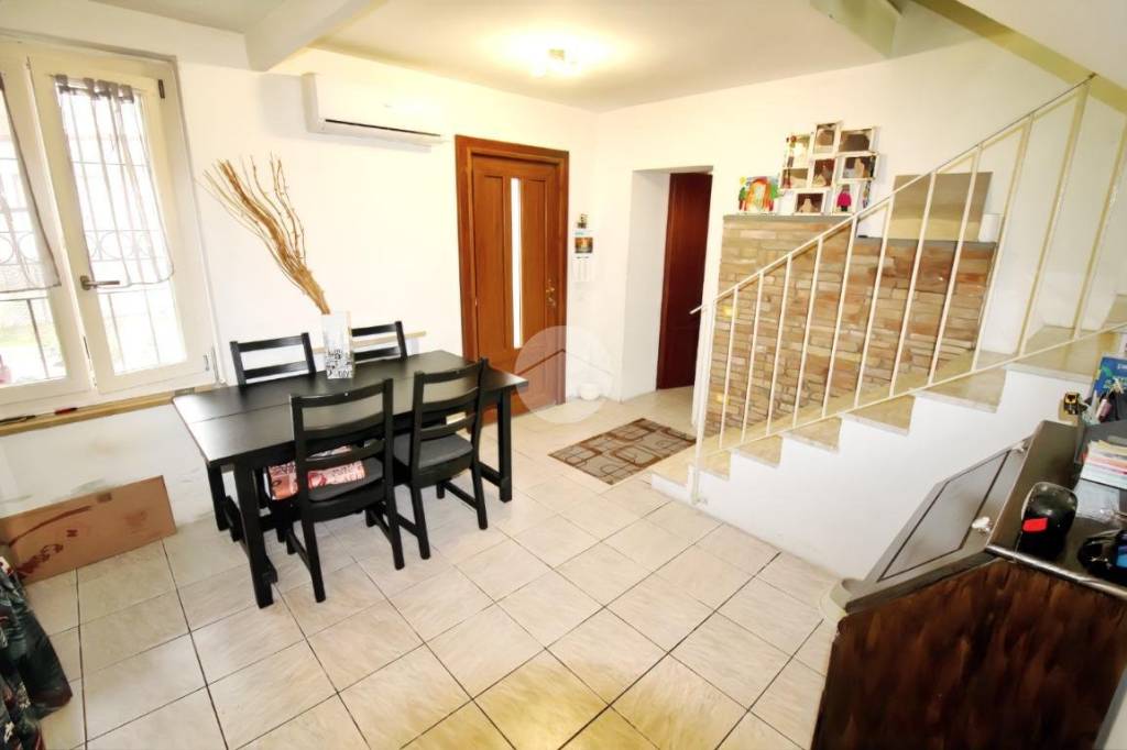 casa indipendente in vendita a Colorno in zona Copermio