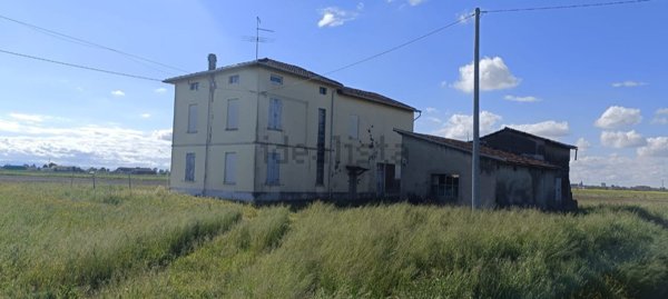 quadrivano in vendita a Colorno