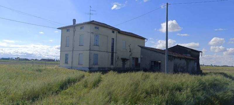 casa indipendente in vendita a Colorno