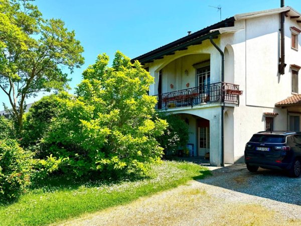 casa indipendente in vendita a Colorno