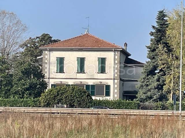 casa indipendente in vendita a Colorno