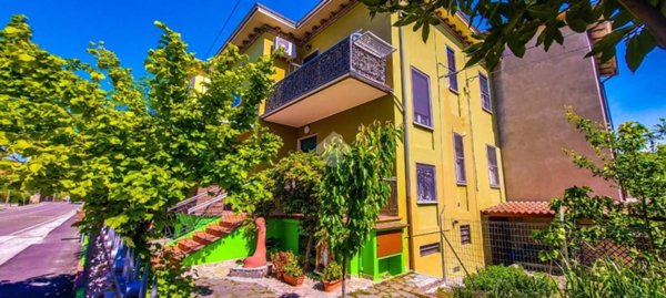 casa indipendente in vendita a Colorno