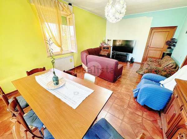 casa indipendente in vendita a Colorno in zona Sanguigna