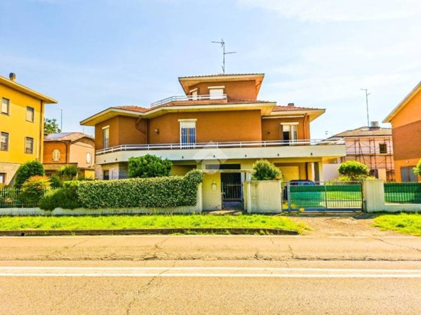 casa indipendente in vendita a Colorno