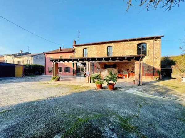 casa indipendente in vendita a Colorno in zona Sacca