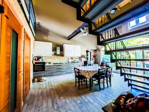 casa indipendente in vendita a Colorno in zona Sacca