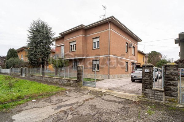 casa indipendente in vendita a Colorno