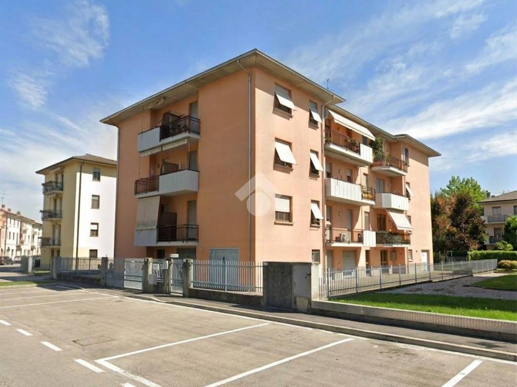 appartamento in vendita a Colorno