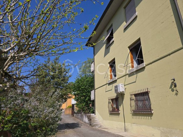 casa indipendente in vendita a Colorno in zona Vedole