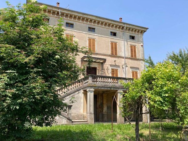 casa indipendente in vendita a Colorno