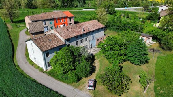appartamento in vendita a Colorno in zona Copermio
