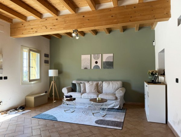 casa indipendente in vendita a Colorno in zona Copermio