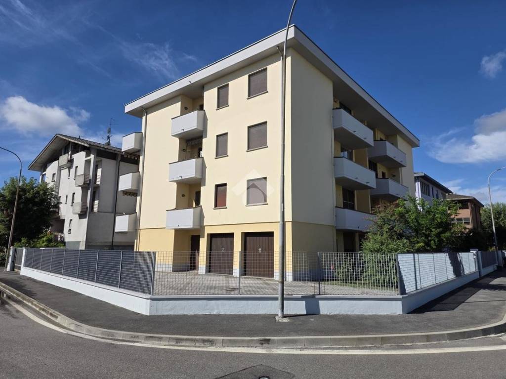 appartamento in vendita a Colorno in zona Vedole