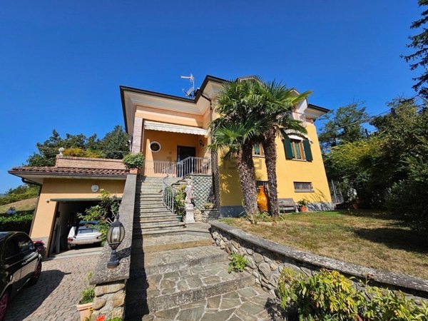 casa indipendente in vendita a Compiano