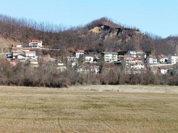 casa indipendente in vendita a Compiano