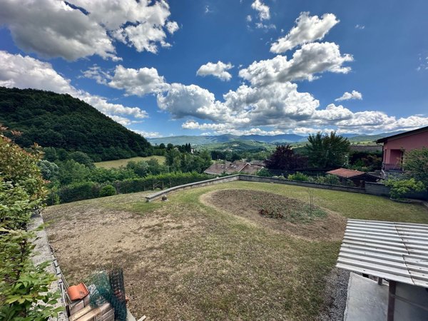terreno edificabile in vendita a Compiano