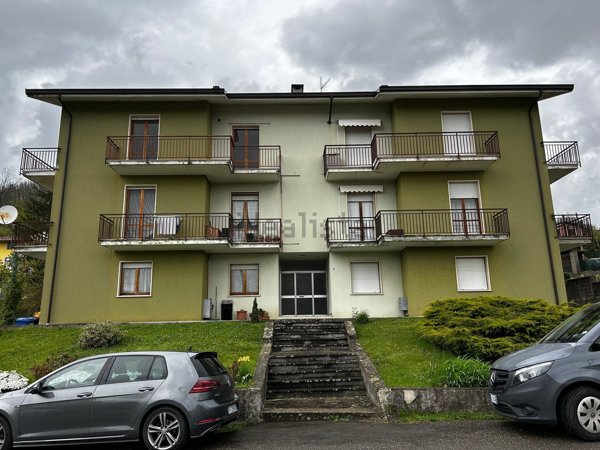 appartamento in vendita a Compiano in zona Sugremaro