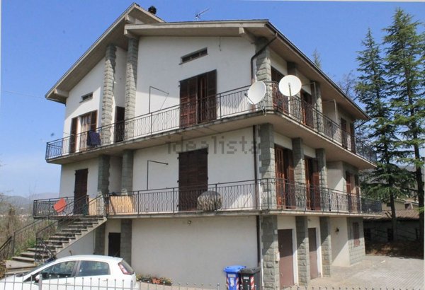 casa indipendente in vendita a Compiano