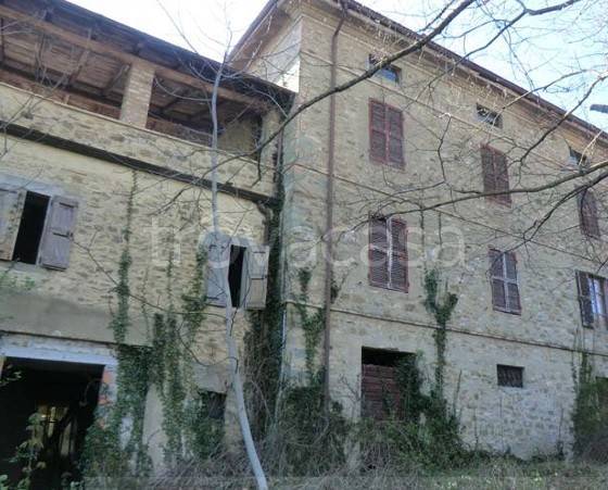 bivano in vendita a Corniglio