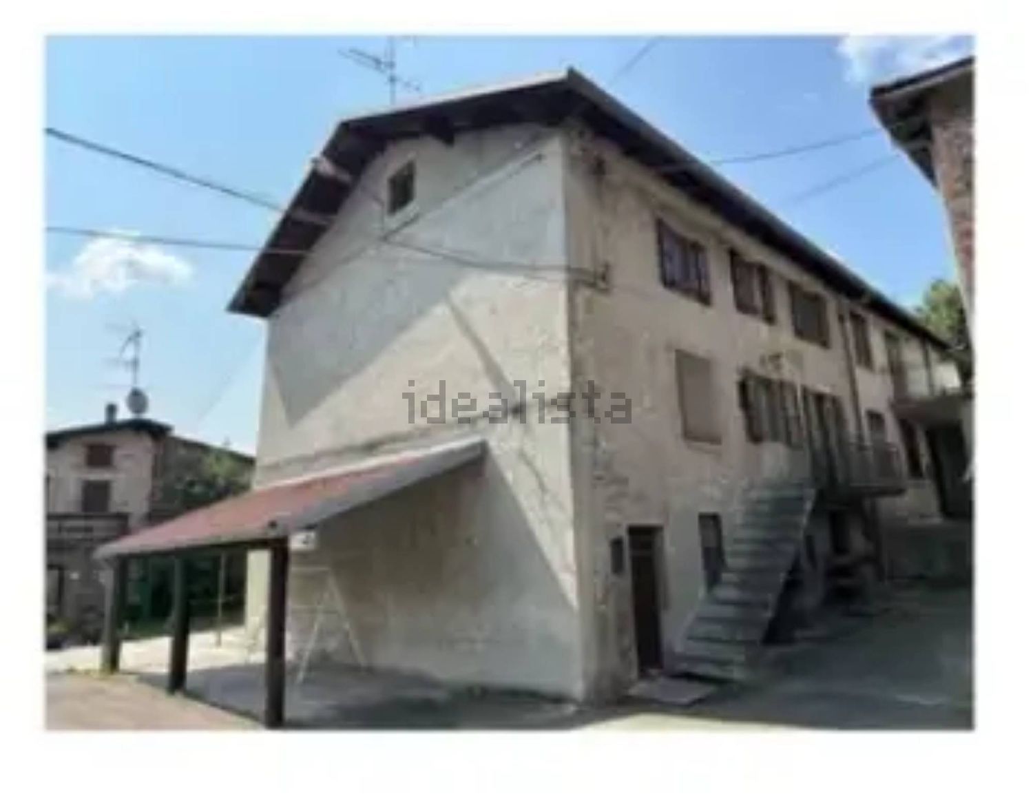 appartamento in vendita a Corniglio