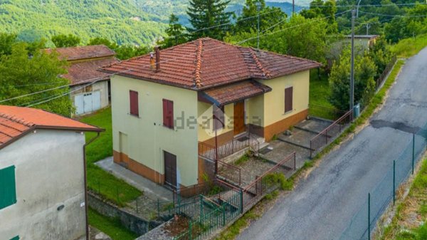 appartamento in vendita a Corniglio