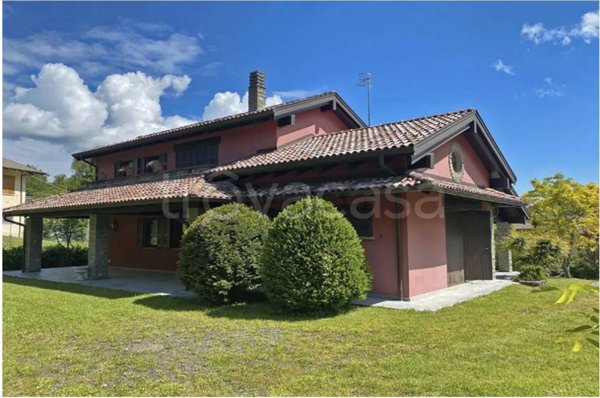 casa indipendente in vendita a Corniglio in zona Bosco