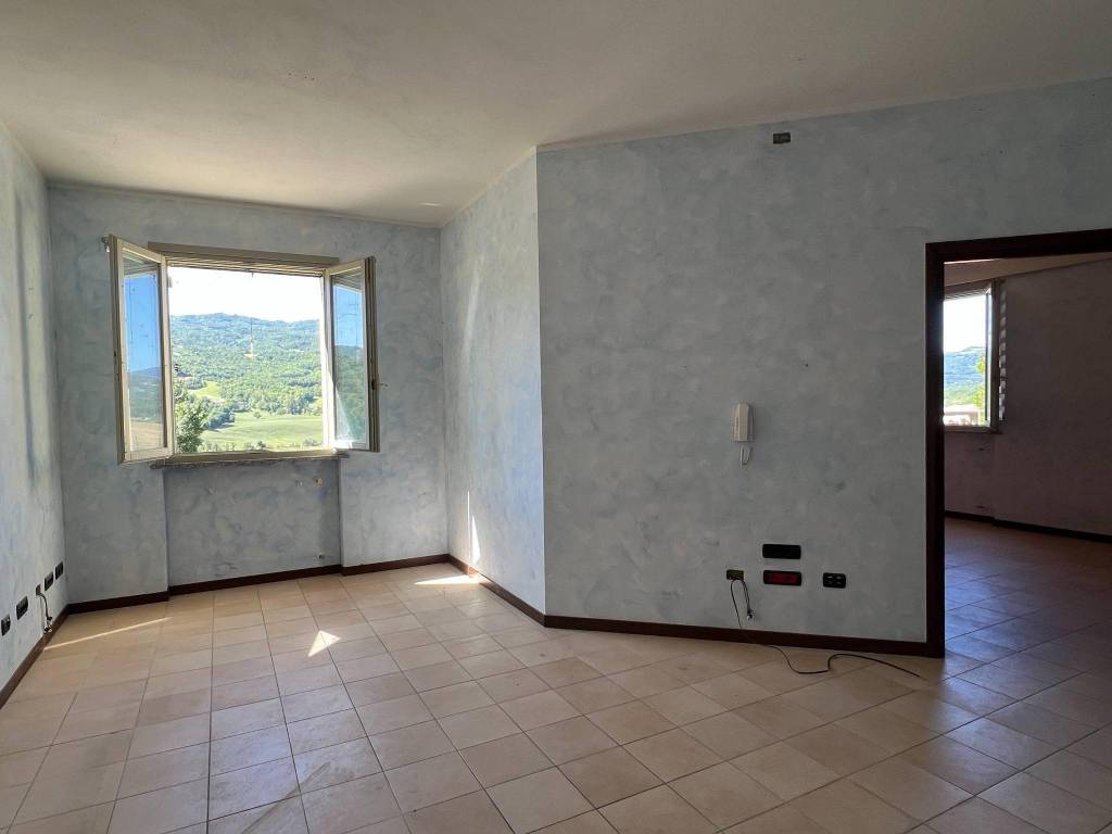 appartamento in vendita a Corniglio in zona Beduzzo