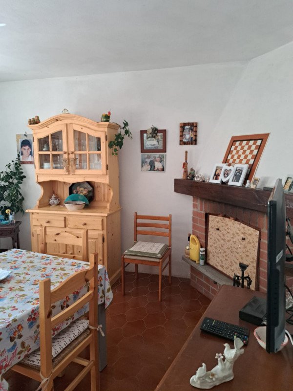 casa indipendente in vendita a Corniglio in zona Agna