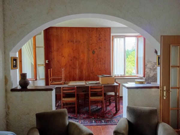 casa indipendente in vendita a Corniglio