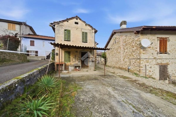 appartamento in vendita a Corniglio