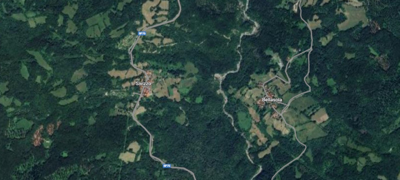 casa indipendente in vendita a Corniglio in zona Sivizzo